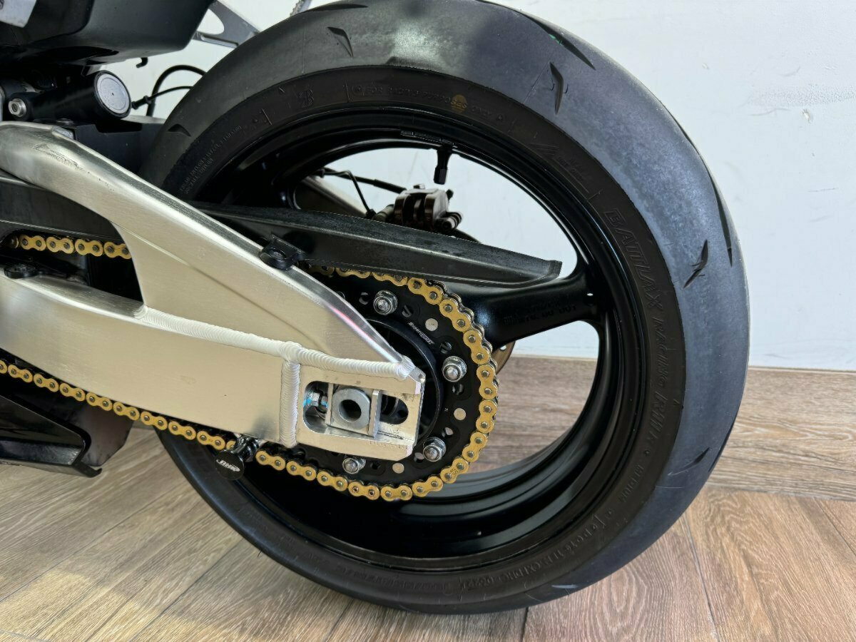 2011 HONDA CBR1000RR (FIREBLADE) SPORTS