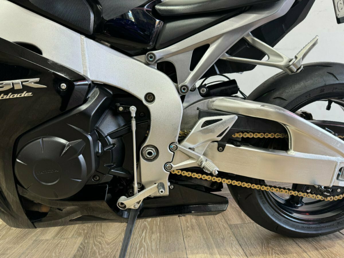 2011 HONDA CBR1000RR (FIREBLADE) SPORTS