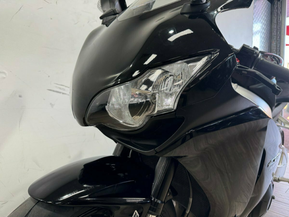 2011 HONDA CBR1000RR (FIREBLADE) SPORTS