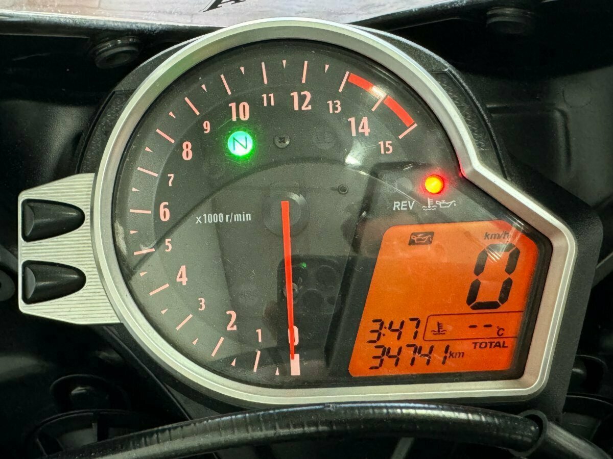2011 HONDA CBR1000RR (FIREBLADE) SPORTS