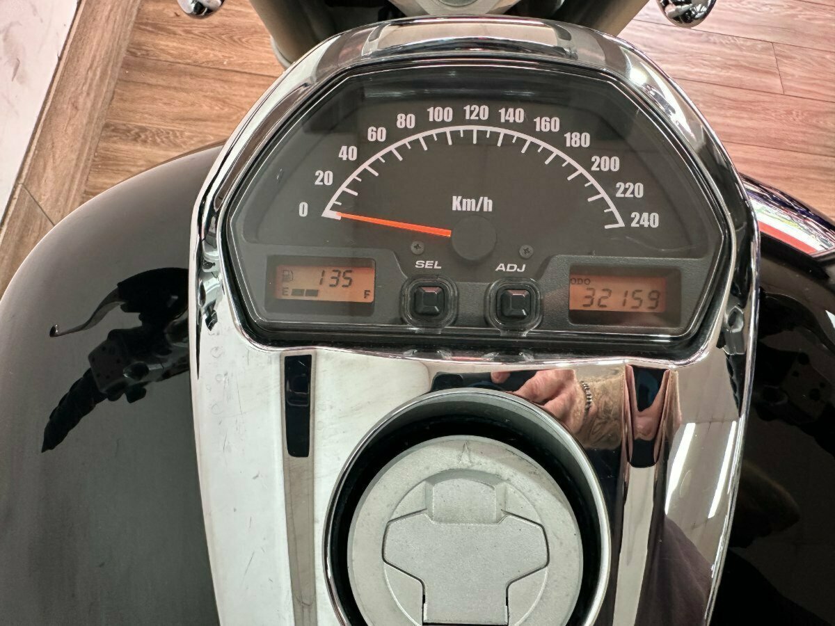 2012 SUZUKI VZR 1800 BOULEVARD (M109R) CRUISER