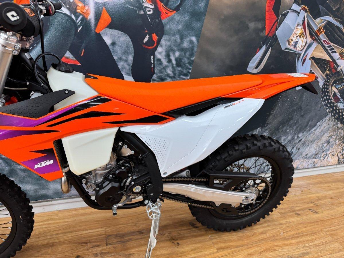 2024 KTM 250 EXC-F ENDURO