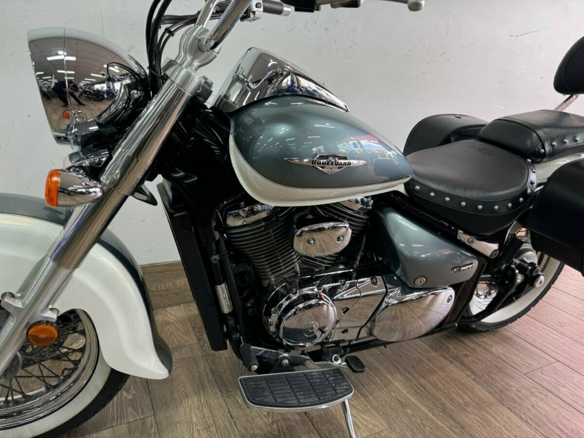 2010 SUZUKI VL800T (BOULEVARD C50T) CRUISER