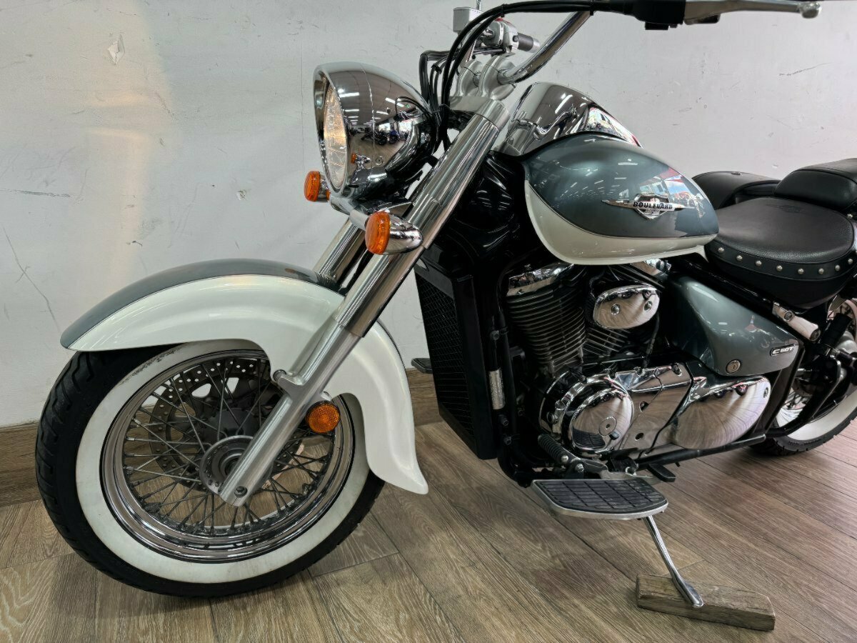2010 SUZUKI VL800T (BOULEVARD C50T) CRUISER