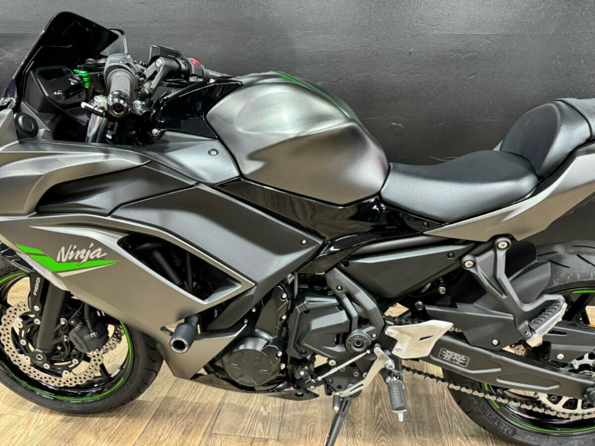 2024 KAWASAKI NINJA 650L SPORTS