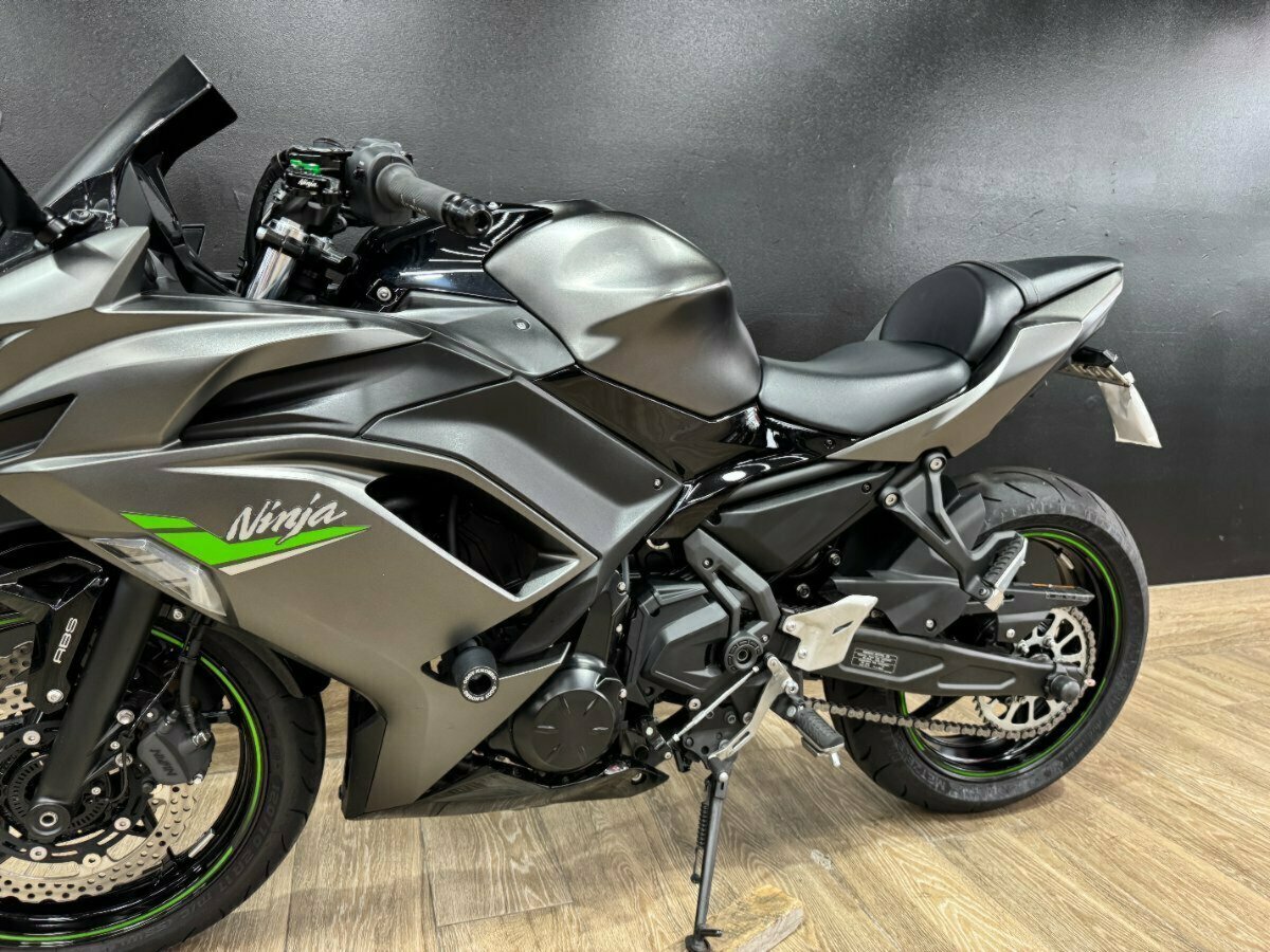 2024 KAWASAKI NINJA 650L SPORTS