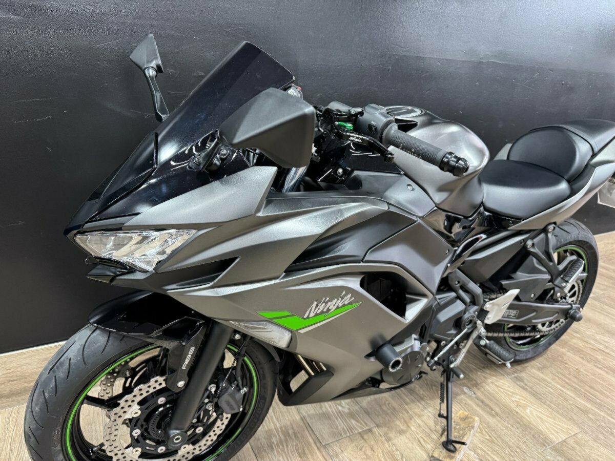 2024 KAWASAKI NINJA 650L SPORTS