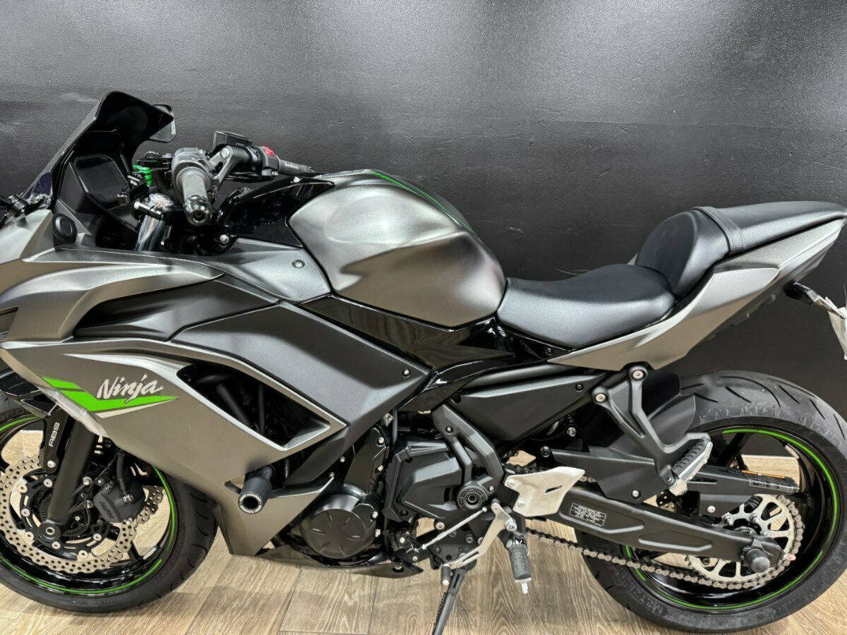 2024 KAWASAKI NINJA 650L SPORTS