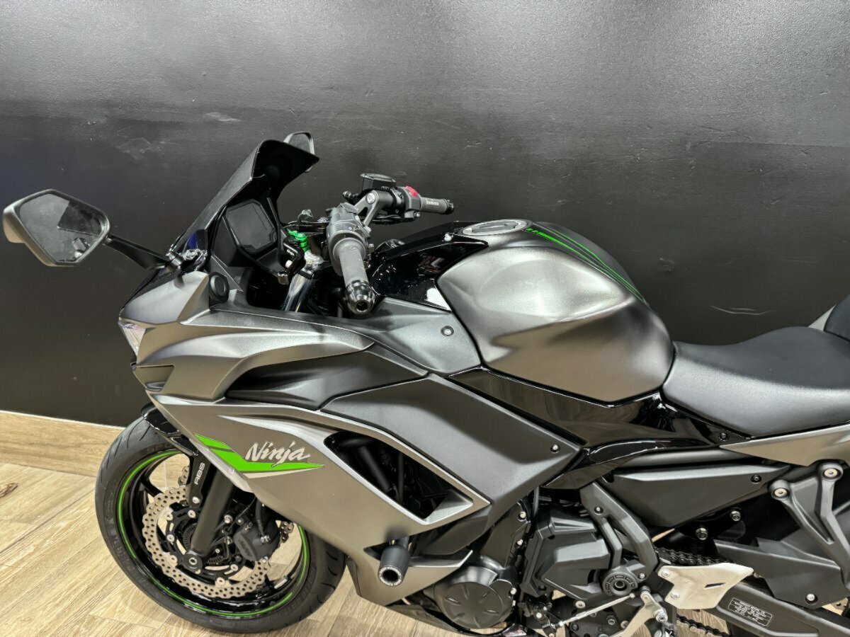 2024 KAWASAKI NINJA 650L SPORTS