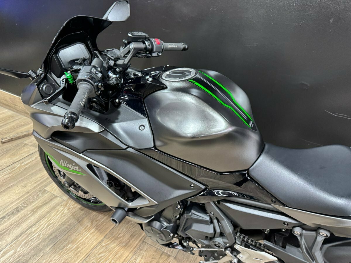 2024 KAWASAKI NINJA 650L SPORTS