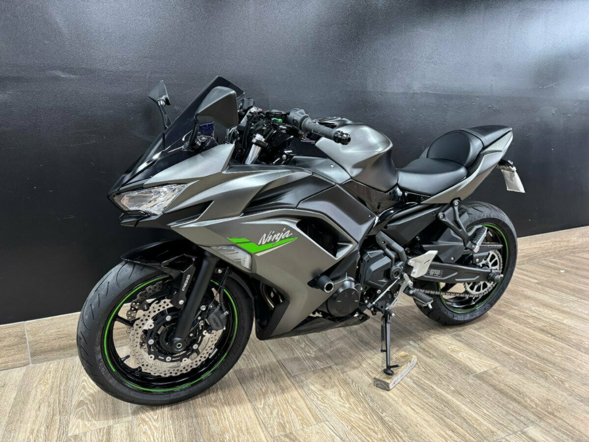2024 KAWASAKI NINJA 650L SPORTS