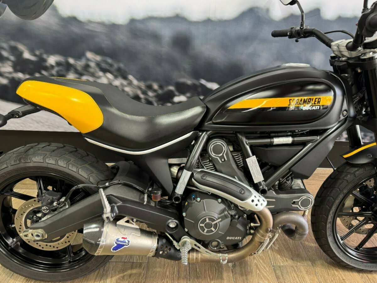 2016 DUCATI SCRAMBLER FULL THROTTLE SPORTS