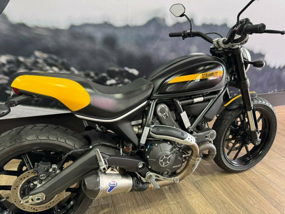 2016 DUCATI SCRAMBLER FULL THROTTLE SPORTS