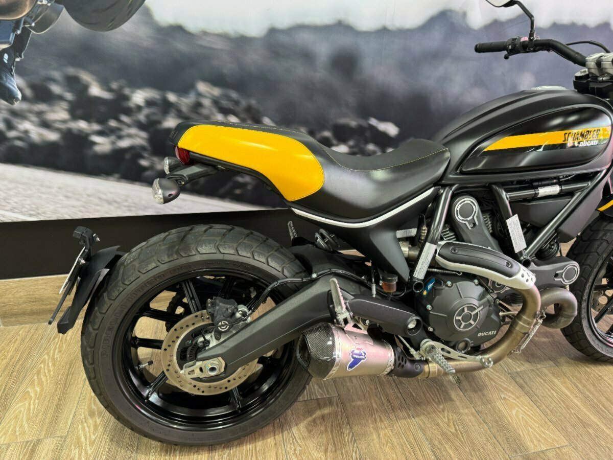 2016 DUCATI SCRAMBLER FULL THROTTLE SPORTS