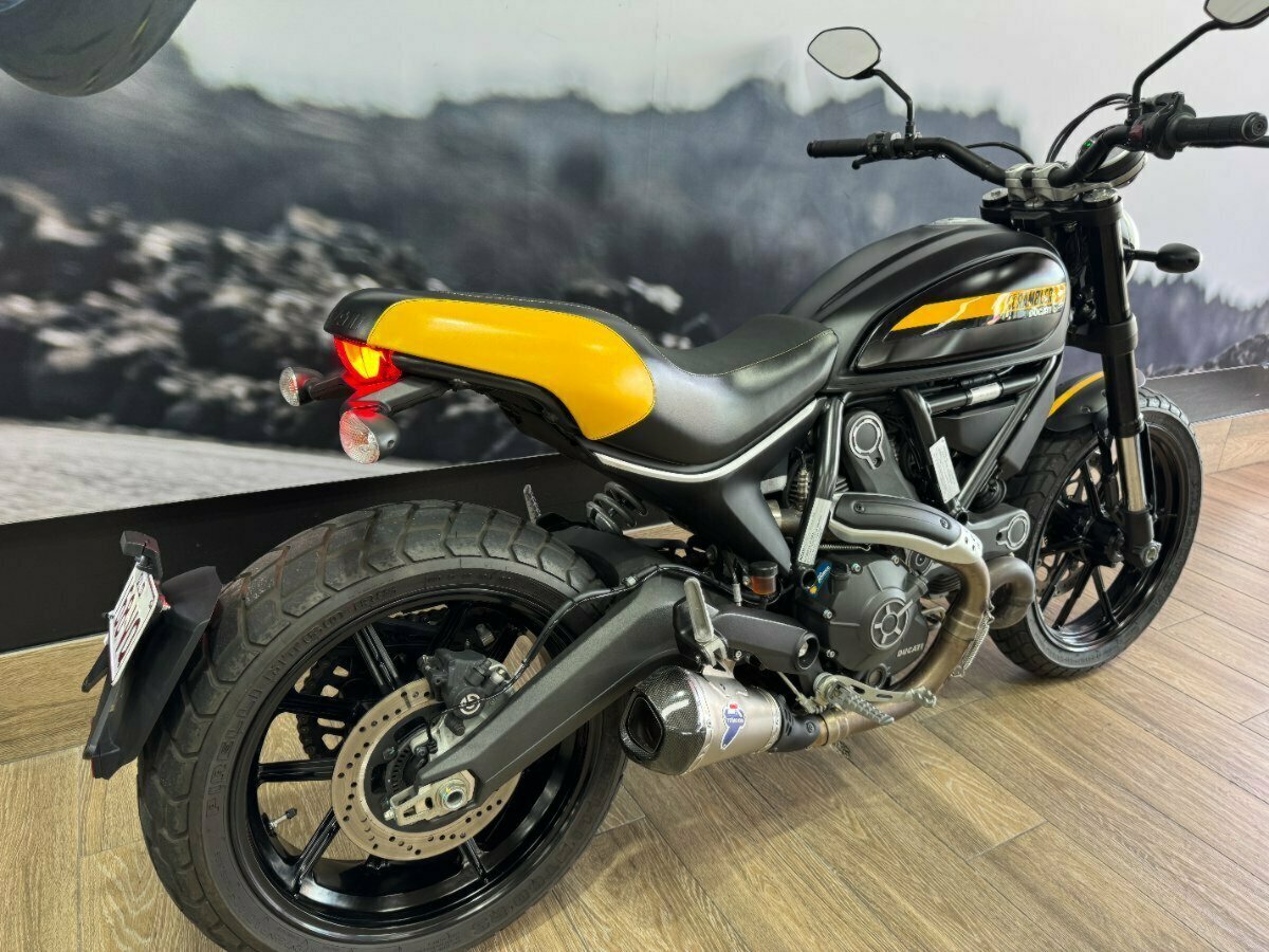 2016 DUCATI SCRAMBLER FULL THROTTLE SPORTS