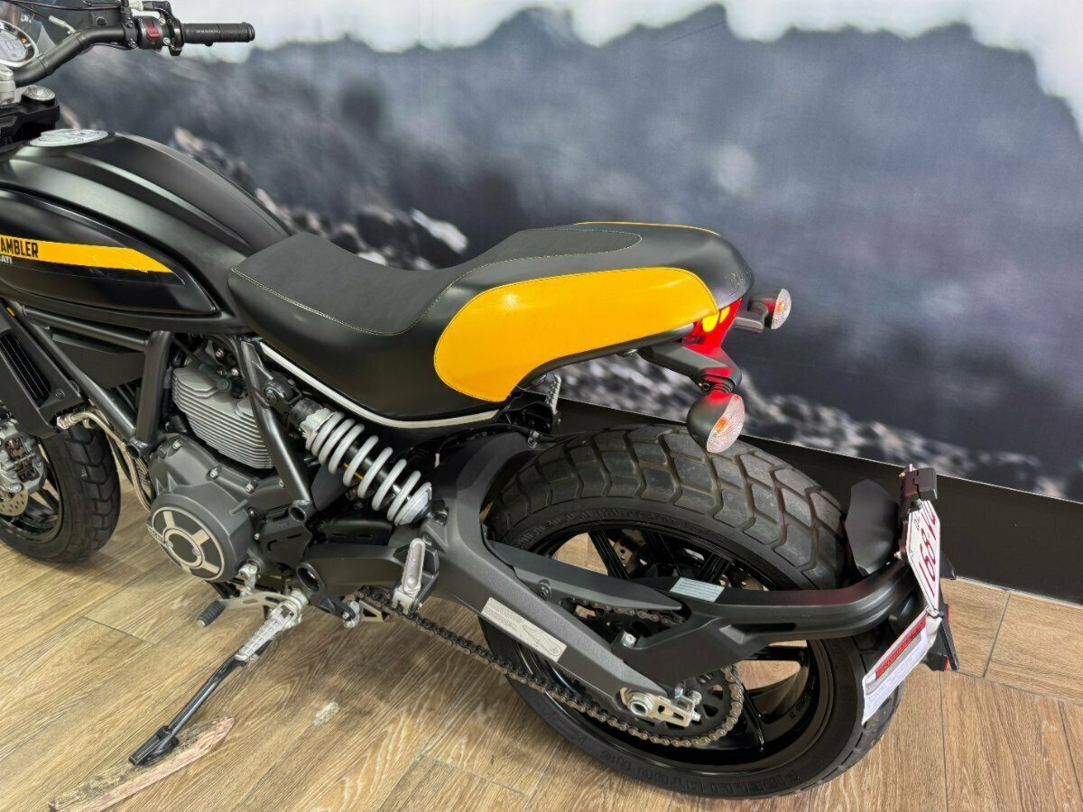 2016 DUCATI SCRAMBLER FULL THROTTLE SPORTS