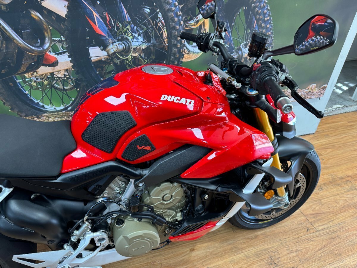 2022 DUCATI STREETFIGHTER V4 S SPORTS