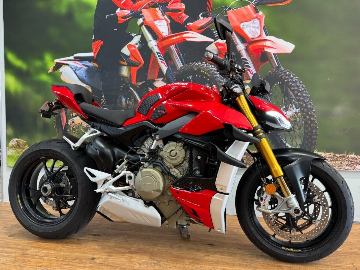 2022 DUCATI STREETFIGHTER V4 S SPORTS