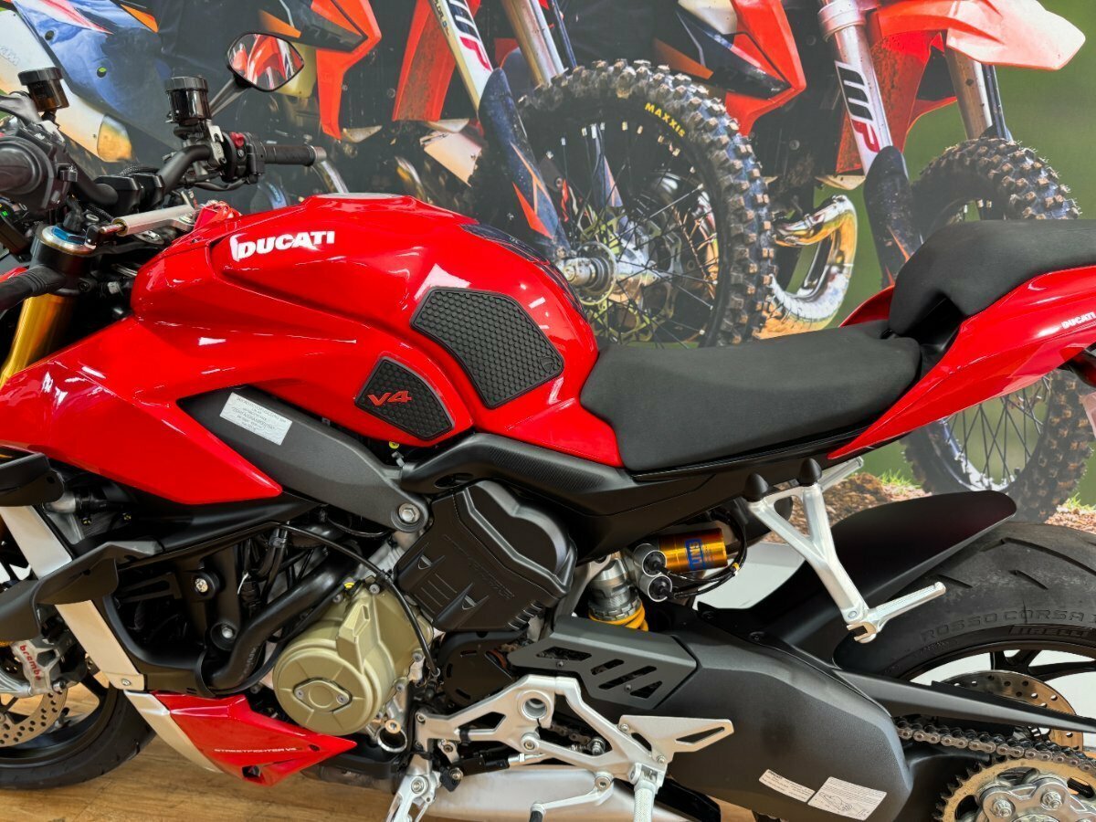 2022 DUCATI STREETFIGHTER V4 S SPORTS