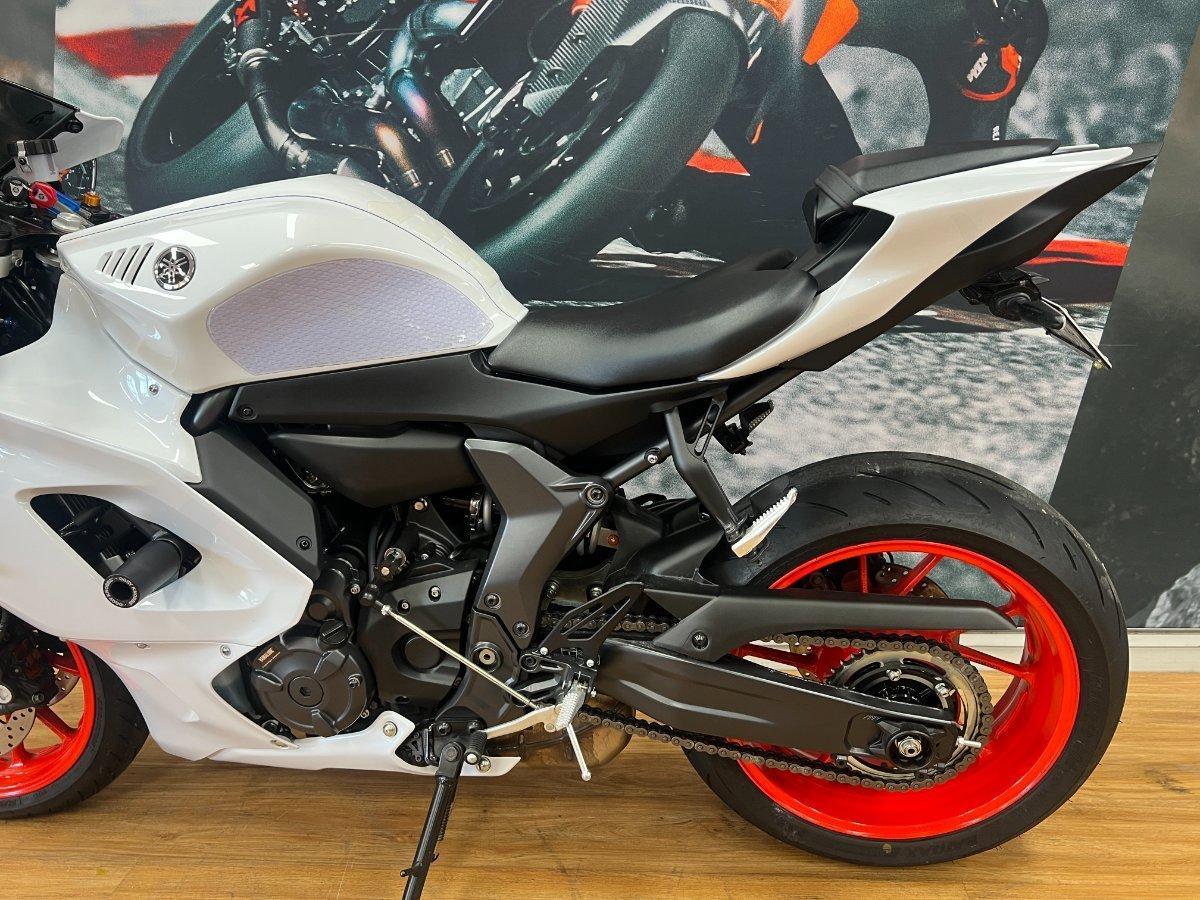 2023 YAMAHA YZF-R7 LAMS SPORTS