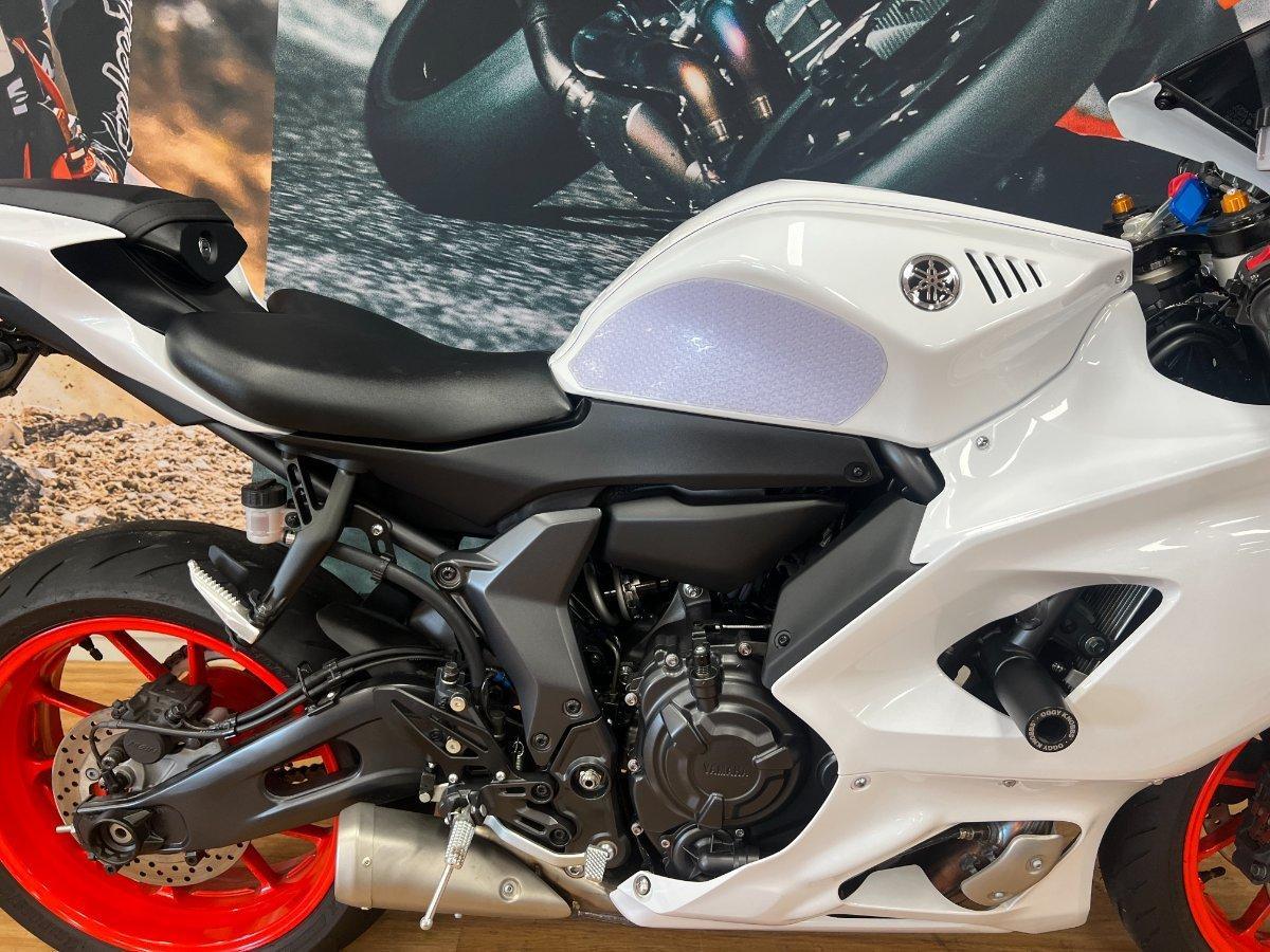 2023 YAMAHA YZF-R7 LAMS SPORTS