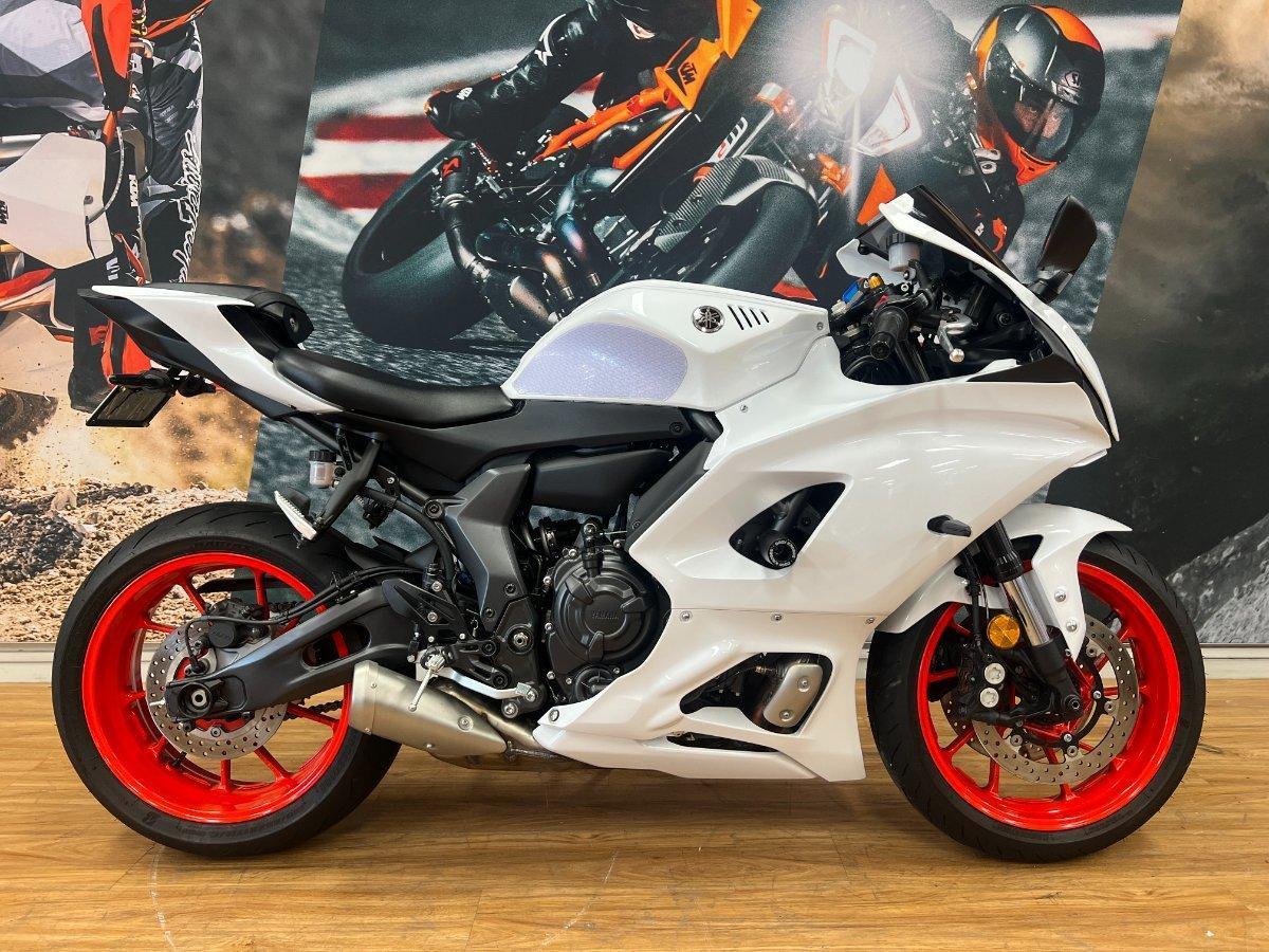 2023 YAMAHA YZF-R7 LAMS SPORTS