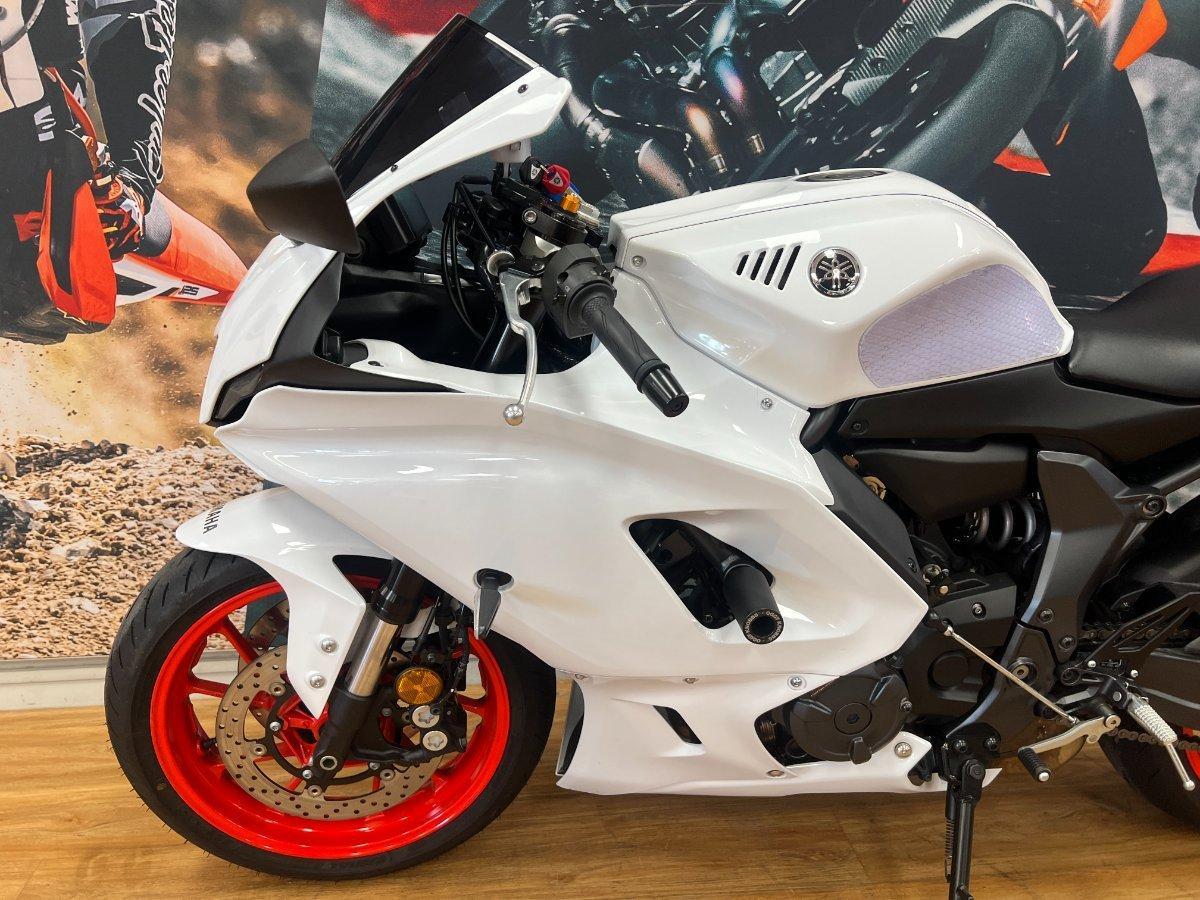 2023 YAMAHA YZF-R7 LAMS SPORTS