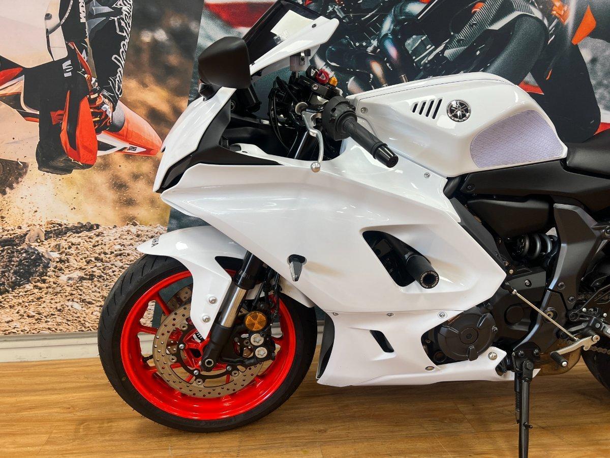 2023 YAMAHA YZF-R7 LAMS SPORTS