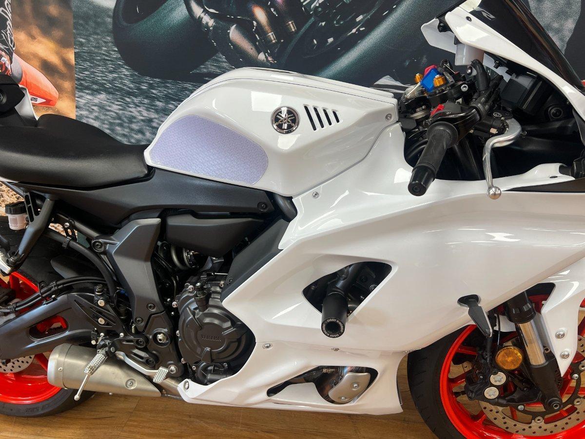2023 YAMAHA YZF-R7 LAMS SPORTS