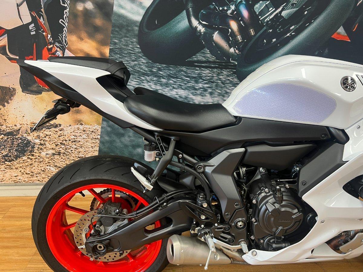 2023 YAMAHA YZF-R7 LAMS SPORTS
