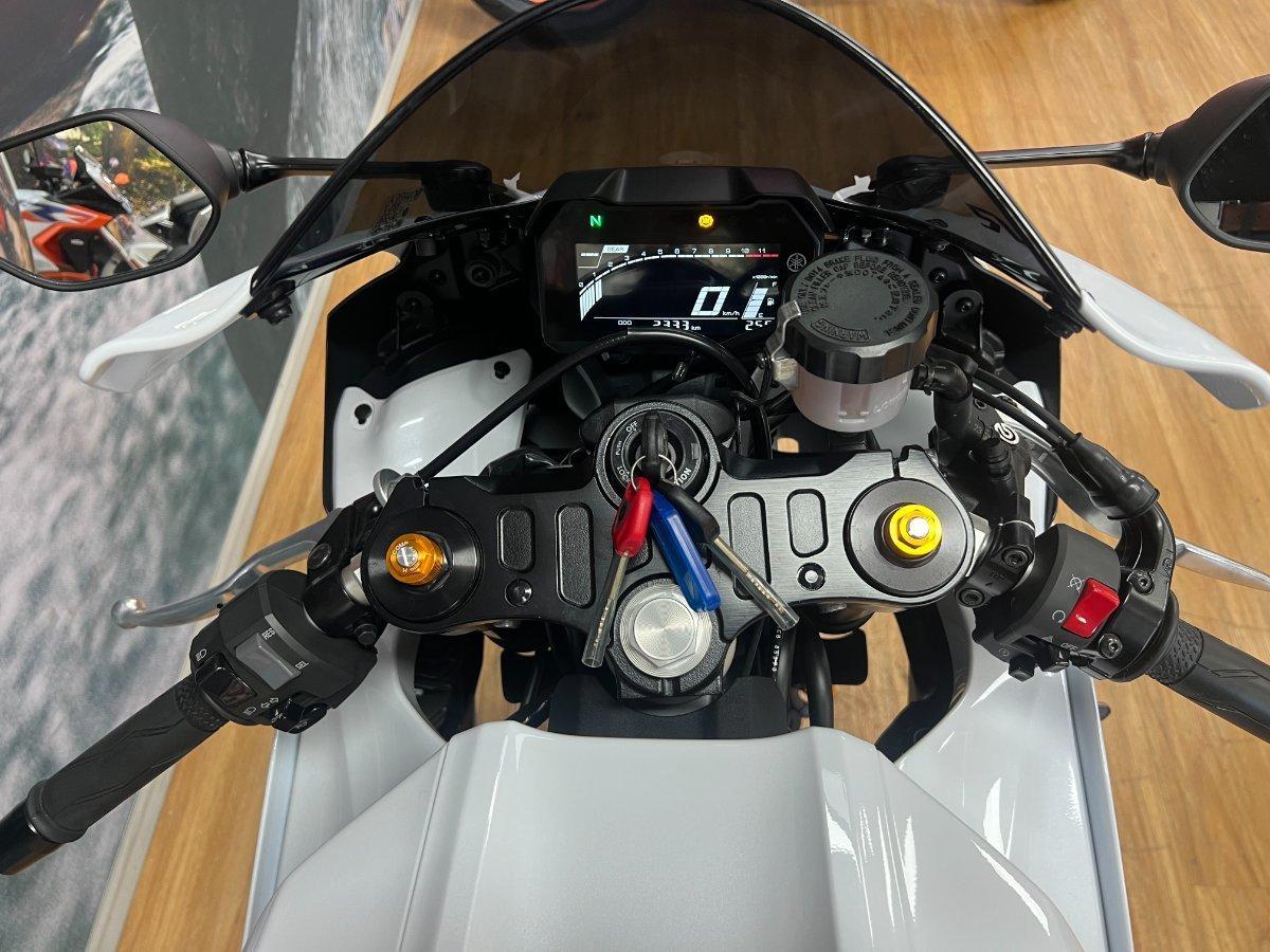 2023 YAMAHA YZF-R7 LAMS SPORTS