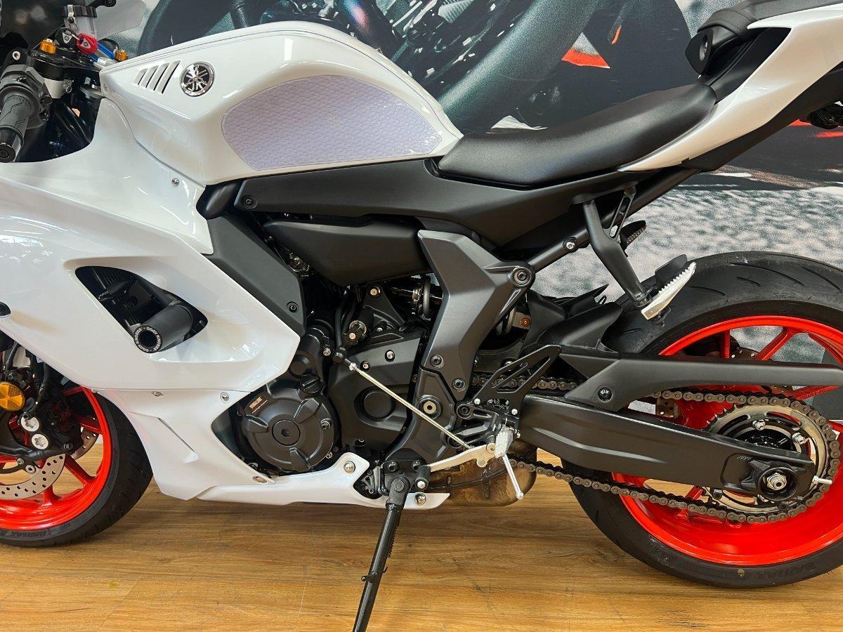 2023 YAMAHA YZF-R7 LAMS SPORTS