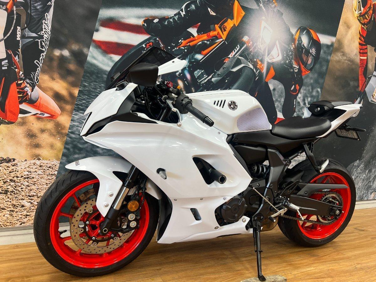 2023 YAMAHA YZF-R7 LAMS SPORTS