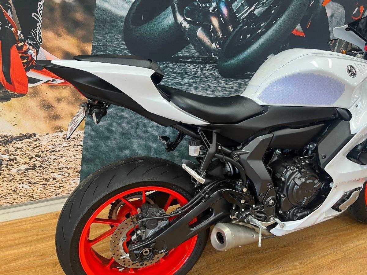 2023 YAMAHA YZF-R7 LAMS SPORTS
