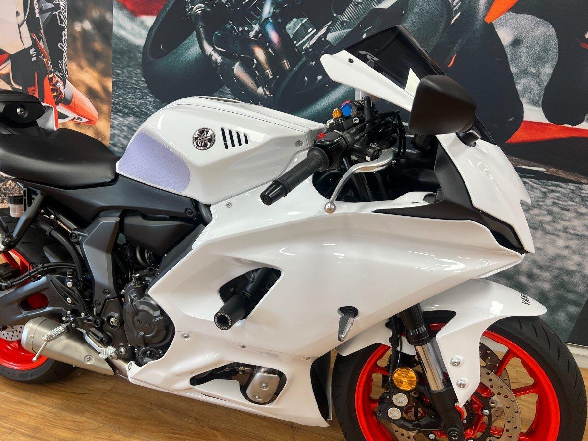 2023 YAMAHA YZF-R7 LAMS SPORTS
