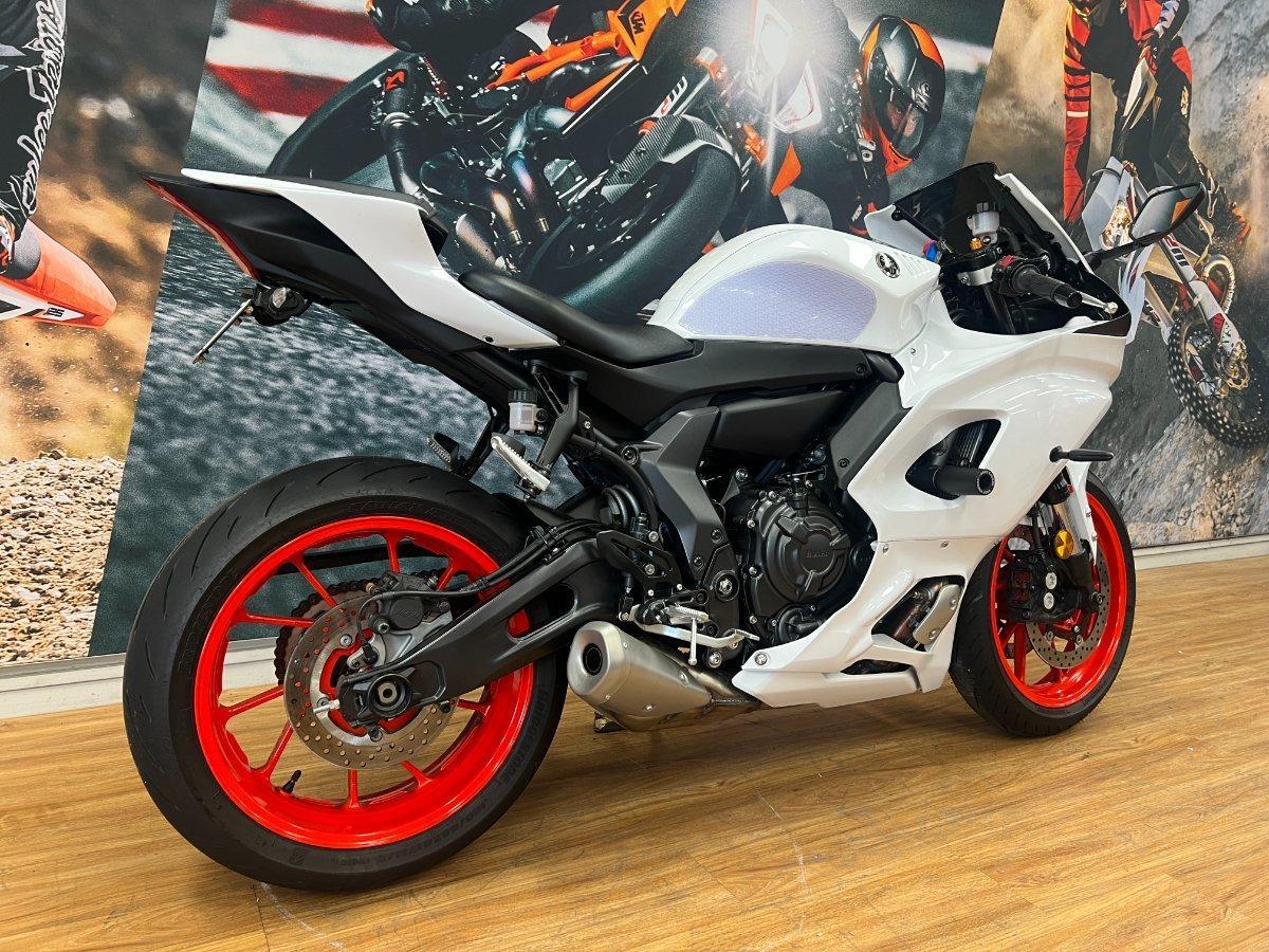 2023 YAMAHA YZF-R7 LAMS SPORTS