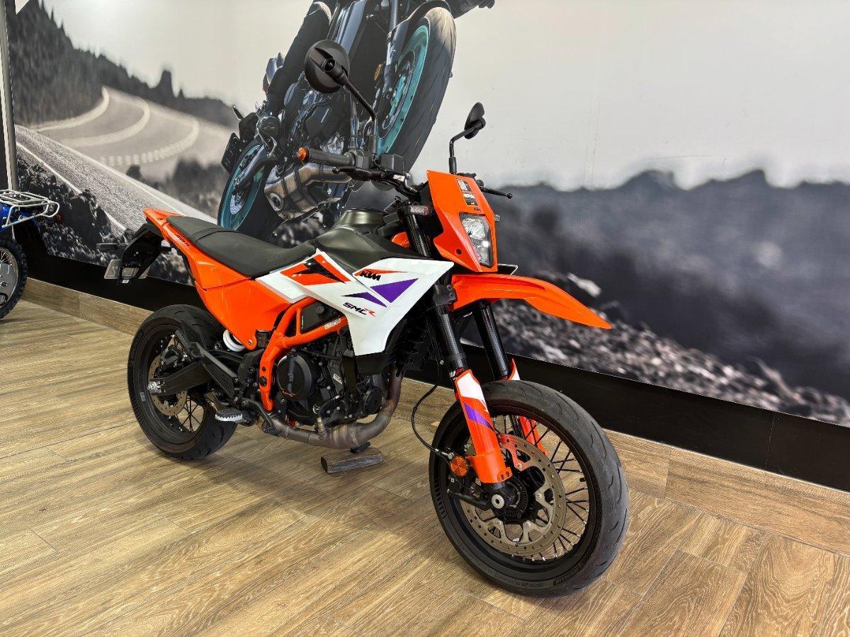 2025 KTM 390 SMC R LAMS SUPERMOTO