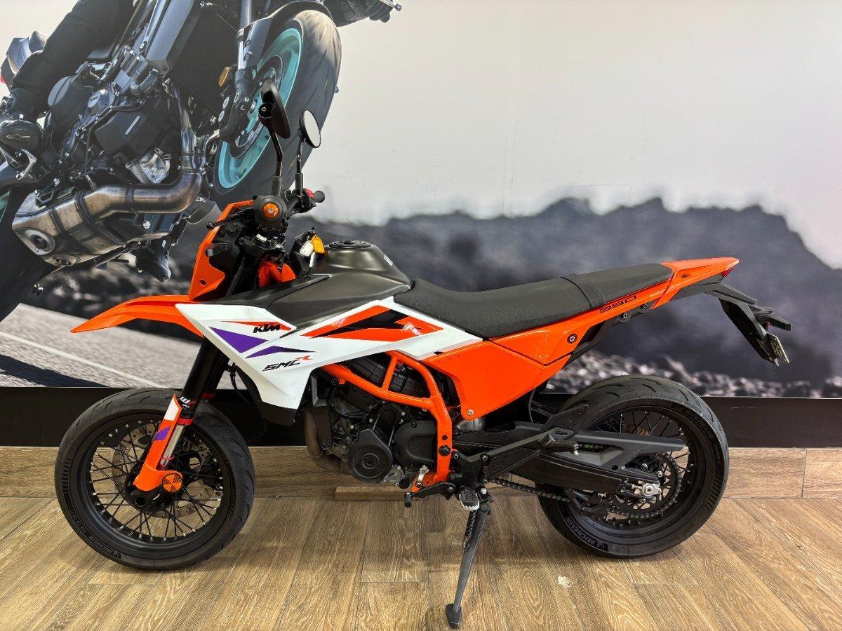 2025 KTM 390 SMC R LAMS SUPERMOTO