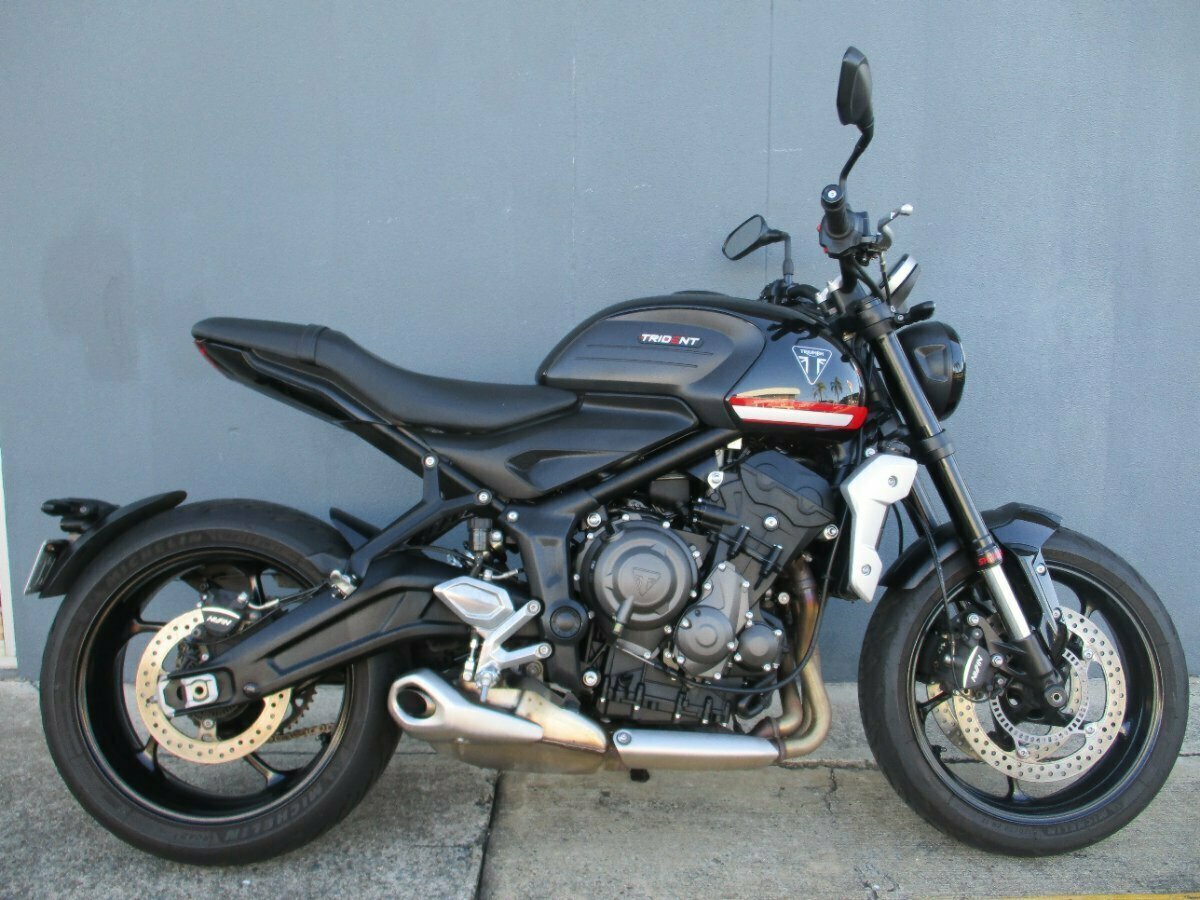 2022 TRIUMPH TRIDENT 660 ROAD