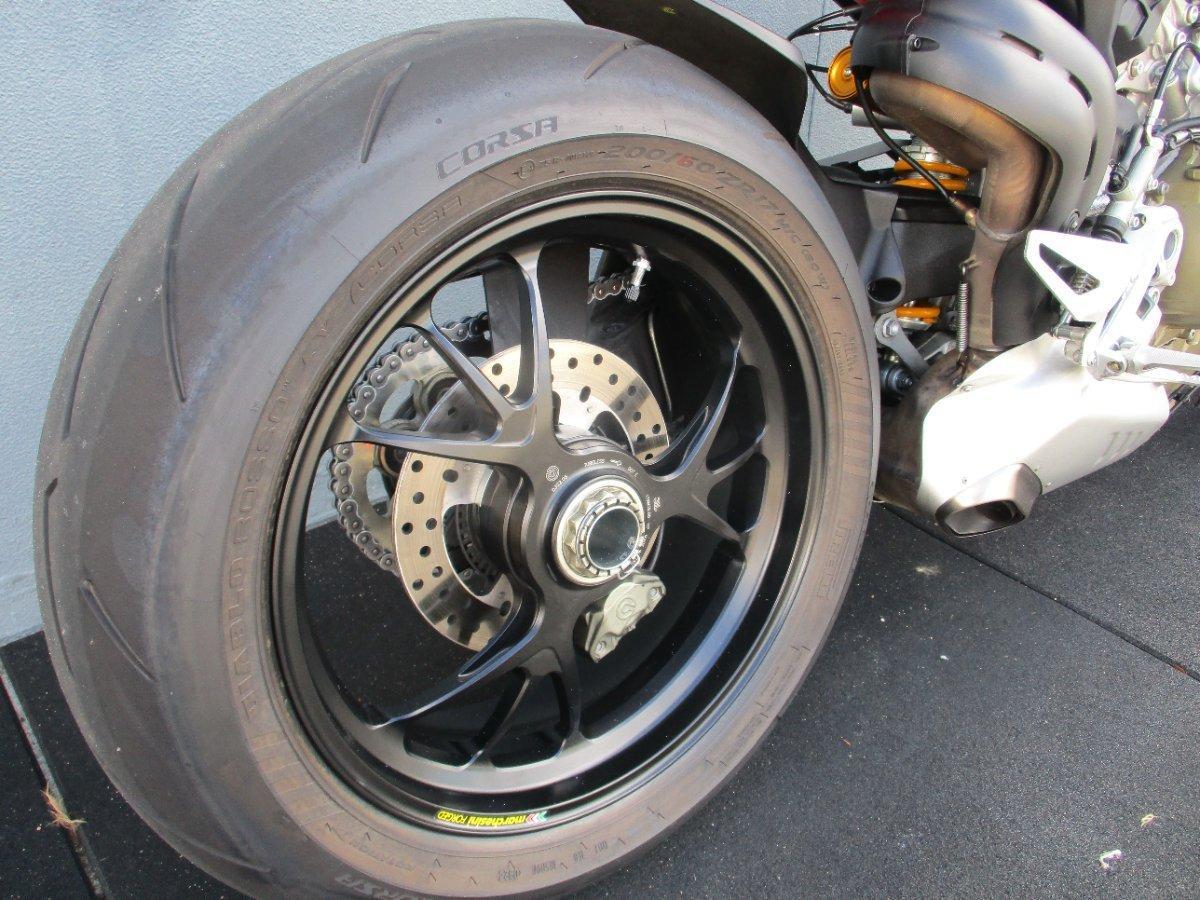 2021 DUCATI STREETFIGHTER V4 S SPORTS
