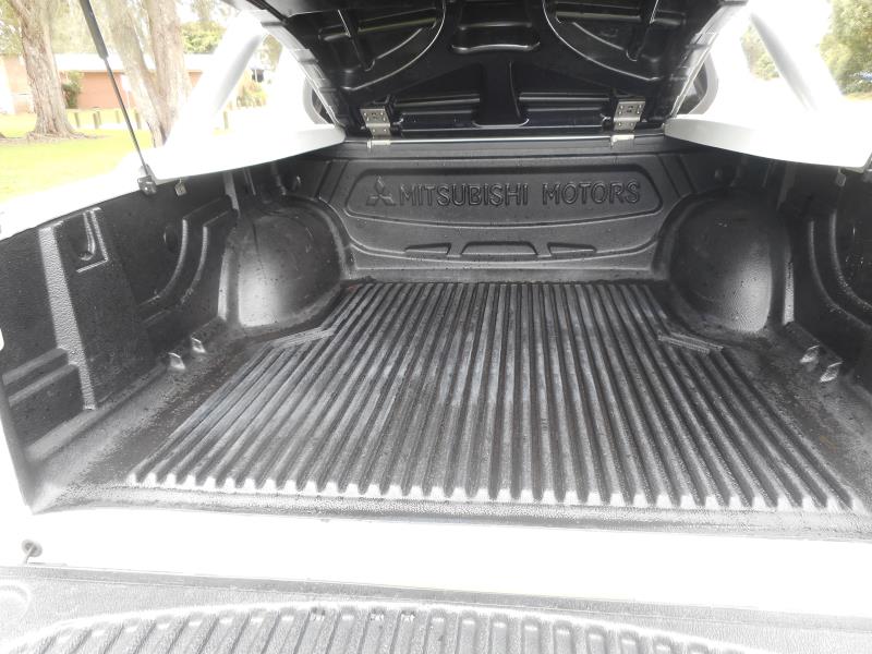 2008 MITSUBISHI TRITON ML MY08 5 SP MANUAL DOUBLE CAB UTILITY