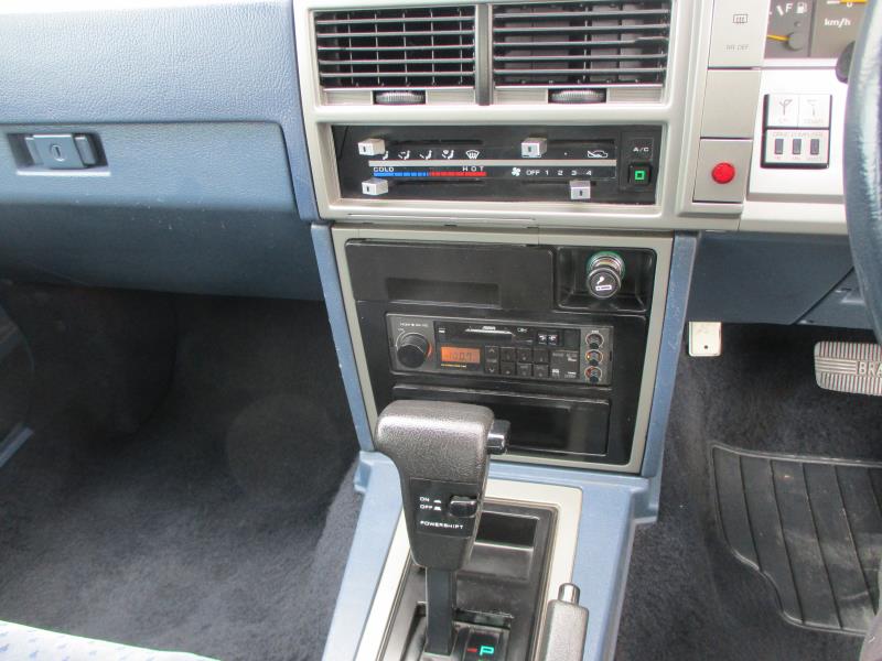 1988 NISSAN SKYLINE TI 4 SP AUTOMATIC 4D SEDAN