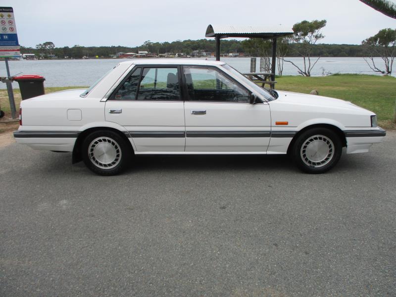 1988 NISSAN SKYLINE TI 4 SP AUTOMATIC 4D SEDAN