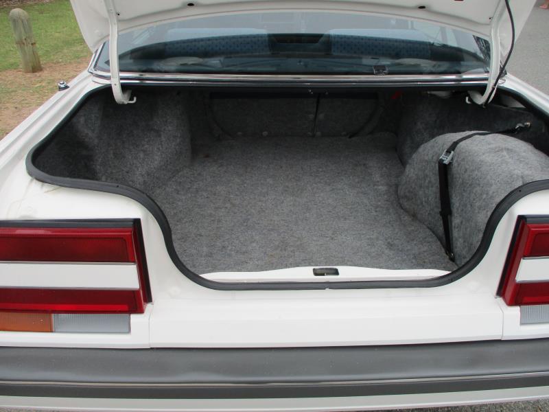 1988 NISSAN SKYLINE TI 4 SP AUTOMATIC 4D SEDAN