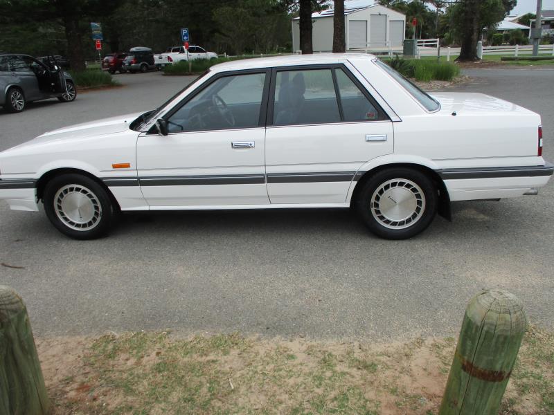 1988 NISSAN SKYLINE TI 4 SP AUTOMATIC 4D SEDAN