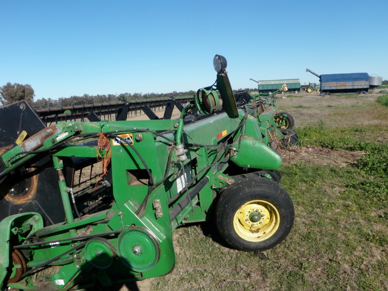 1996 JOHN DEERE 9600 9600 HarvesterHeader