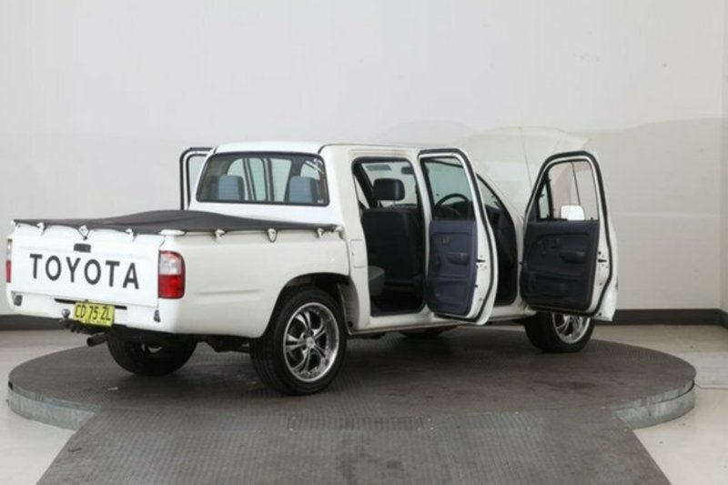 2003 TOYOTA HILUX RZN149R