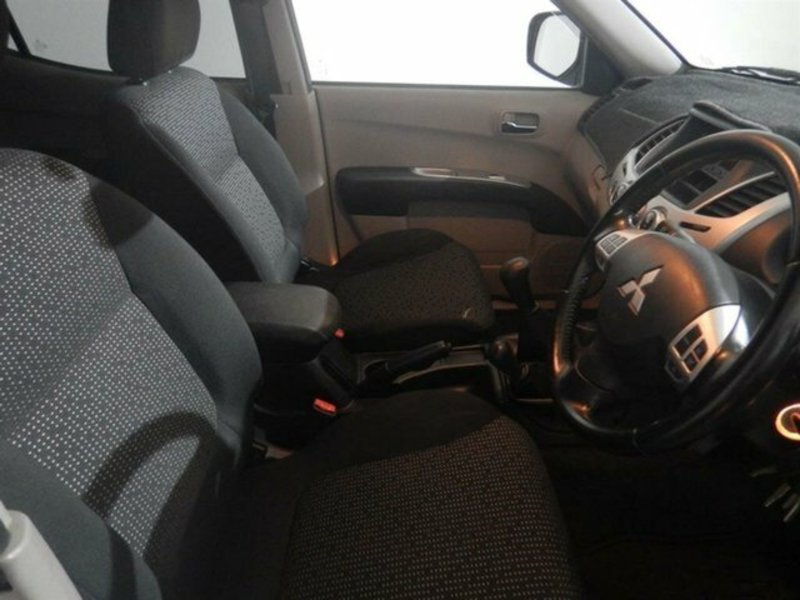2015 MITSUBISHI TRITON GLX-R (4x4) MN MY15