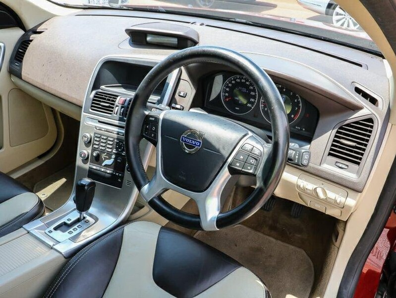 2010 VOLVO XC60 (No Series)