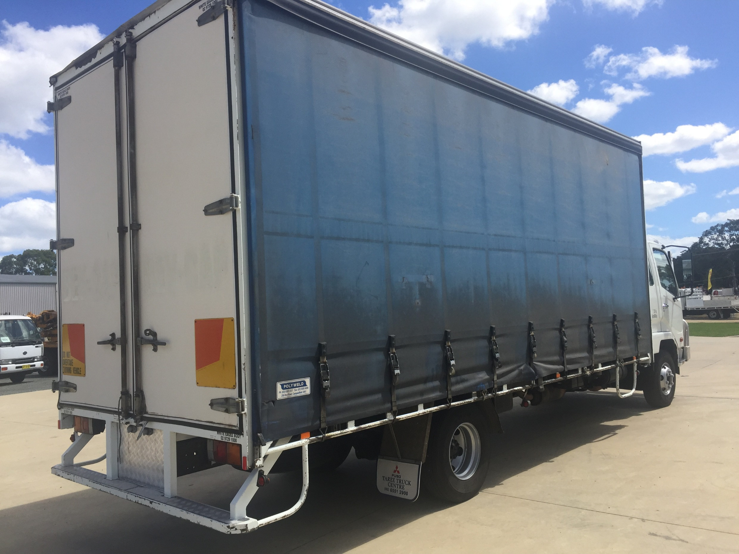 2006 FUSO FK617 MANUAL CURTAINSIDER